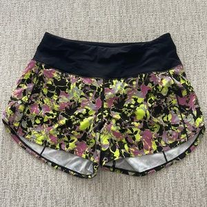 Speed Up High Rise Lined Short 4” Size 8